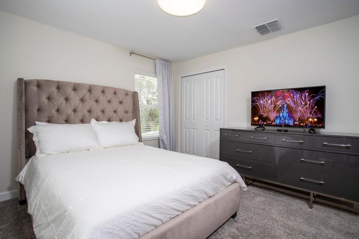 Stunning 5 Bd W/ Pool Close To Disney 8955 Kissimmee Luaran gambar