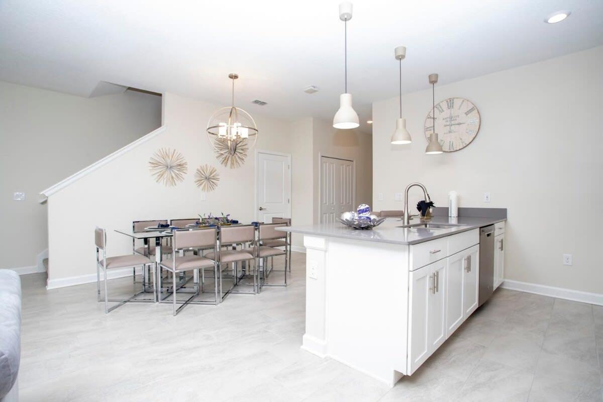 Stunning 5 Bd W/ Pool Close To Disney 8955 Kissimmee Luaran gambar