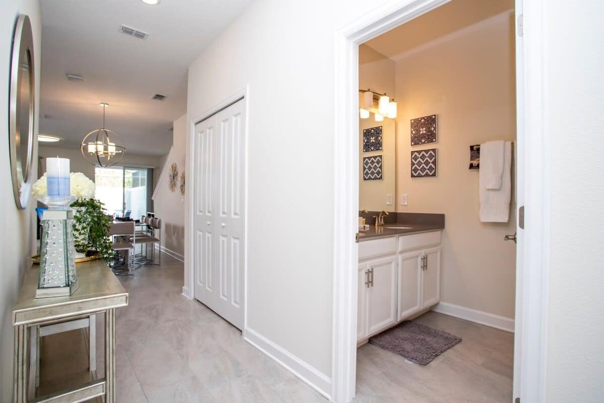 Stunning 5 Bd W/ Pool Close To Disney 8955 Kissimmee Luaran gambar